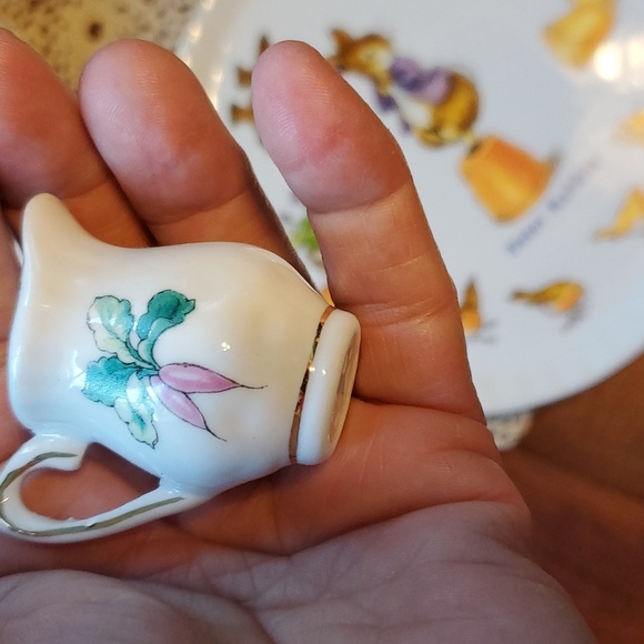 10 piece Beatrix Potter Peter rabbit miniature tea set - Picture 5 of 8